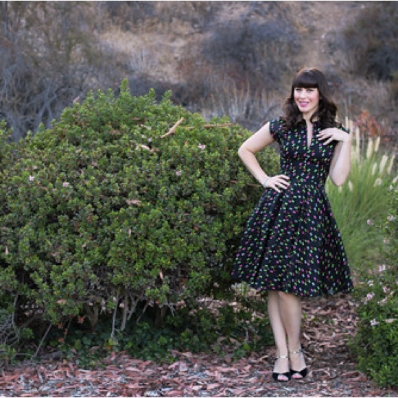 Trashy Diva Hourglass Print Hopscotch Dress - Picture 2 of 11